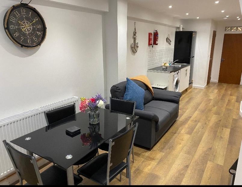 Teign Treasure Trove 1Bed Groundfloor 2Mins 2Beach Lägenhet Teignmouth Exteriör bild